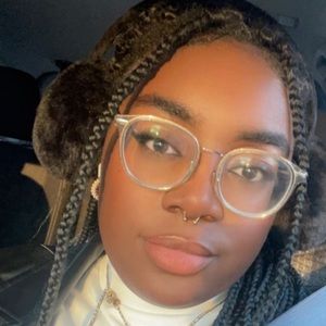 Meet your Posher, Allegra